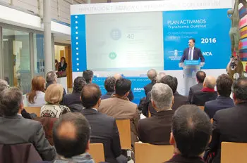 Presentaci&oacute;n del Plan Activamos - Transforma Ourense en el Centro Cultural Marcos Valc&aacute;rcel de Ourense./P.L.