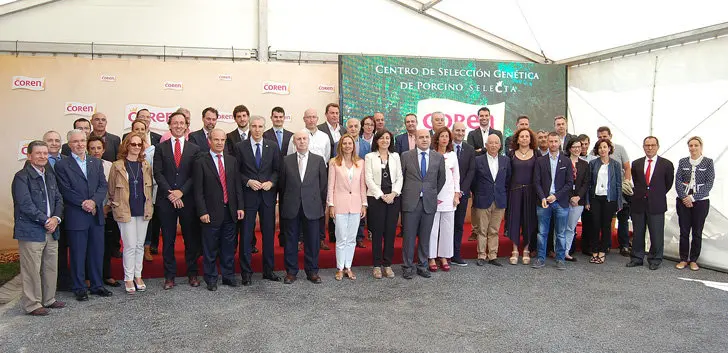 Los conselleiros de Econom&iacute;a y de Medio Rural visitaron la planta de tratamiento de residuos y centro de selecci&oacute;n gen&eacute;tica de Coren en Celanova./M.R.