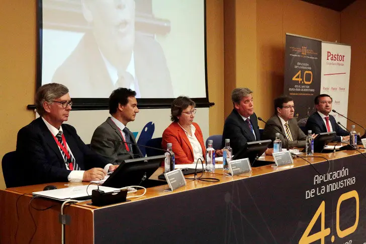 La conselleira de Mar particip&oacute; en la clausura III Simposio Internacional Aplicaci&oacute;n de la Industria 4.0 en el sector Agro-Mar-Alimentario, en Vigo.