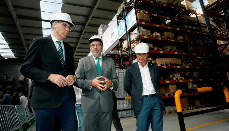 El conselleiro de Econom&iacute;a visit&oacute; en Fene las instalaciones de Unifersa.