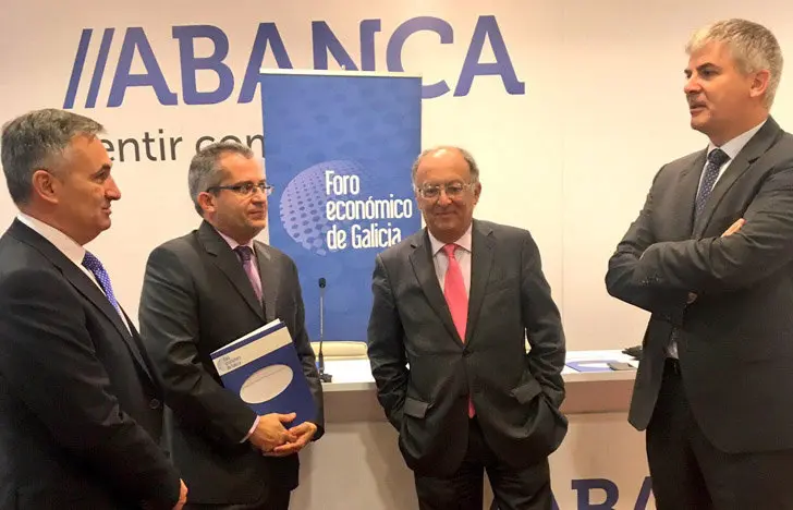 Los autores del Informe de Coyuntura del Foro Econ&oacute;mico de Galicia.