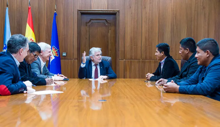 Los empresarios chilenos fueron recibidos en la Diputaci&oacute;n de Ourense./A.PAZ.