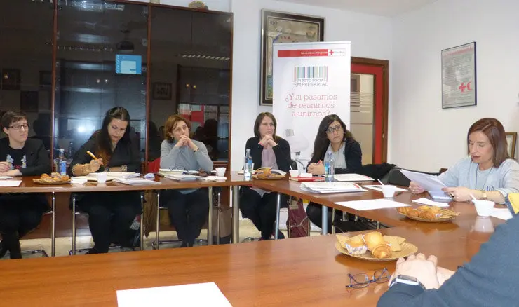 Jornada de newtorking entre Cruz Roja Ourense y empresas de trabajo temporal.