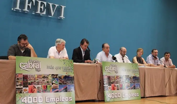 Promotores de la campa&ntilde;a en apoyo a Porto Cabral.