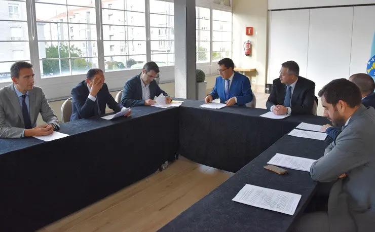 Asistentes &aacute; constituci&oacute;n do Foro Enerx&eacute;tico de Galicia.