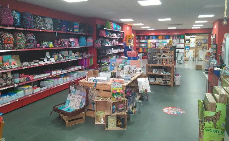 Papeler&iacute;a Carl&iacute;n de O Carballi&ntilde;o.