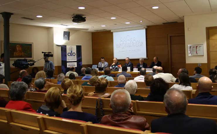 Presentaci&oacute;n de Aspamadis en el sal&oacute;n de actos de la CEO.