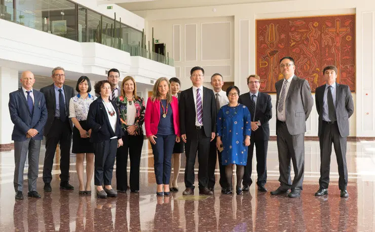 La delegaci&oacute;n china en las instalaciones del CINAE en Porto do Molle./C.PRIETO.