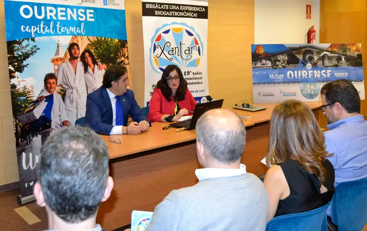El concejal de Turismo y Promoci&oacute;n Econ&oacute;mica de Ourense, Jorge Pumar, y la coordinadora de Comunicaci&oacute;n de Expourense, Silvia Pardo, presentaron en INTUR la pr&oacute;xima edici&oacute;n de Xantar.