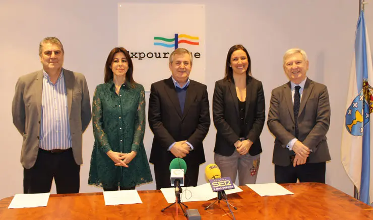 El acto cont&oacute; con la presencia de  Jos&eacute; Manuel Rodr&iacute;guez Gonz&aacute;lez, gerente de INORDE, Alejandro Rub&iacute;n Carballo, director  gerente de EXPOURENSE, Mayte Gonz&aacute;lez Est&eacute;vez, gerente de MARR&Oacute;N GLAC&Eacute; CUEVAS, Julio Barros Garc&iacute;a del GRUPO COREN y Ana M&eacute;ndez Gil, directora de Exportaci&oacute;n del Grupo Reboreda-Morgad&iacute;o.