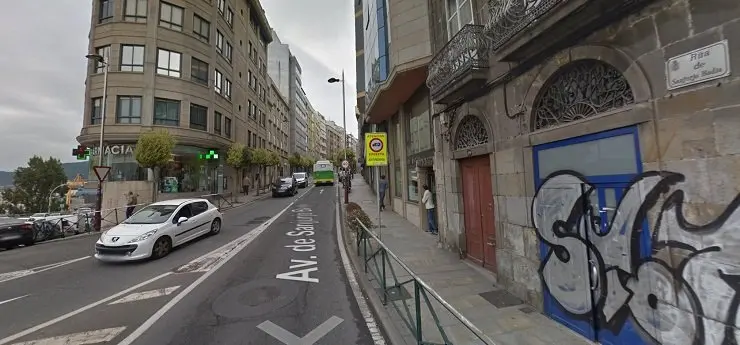 Av. de Sanjurjo Bad&iacute;a en Vigo.