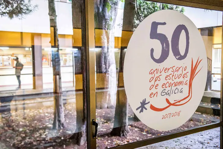 A Facultade de Econ&oacute;micas da USC celebra os 50 anos dos estudos de Econom&iacute;a en Galicia.