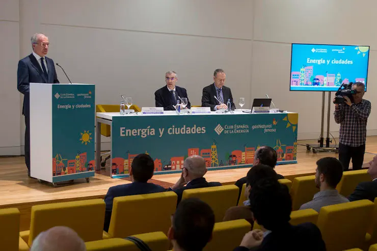 Acto de presentaci&oacute;n de libro "Energ&iacute;a y Ciudades". /X.CRESPO.
