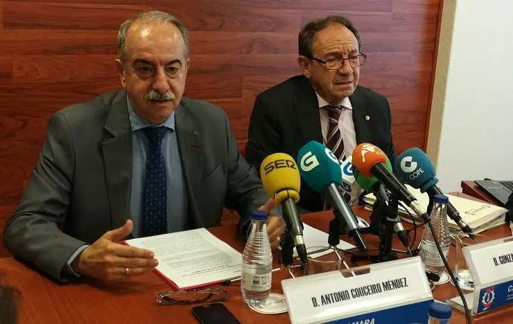 Antonio Couceiro y Gonzalo Ortiz hiceron balance de la actividad de la C&aacute;mara de A Coru&ntilde;a.