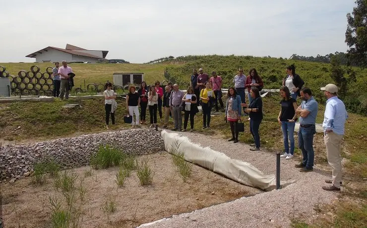 Visita a la planta piloto del sistema WETWINE en la Bodega Santiago Ruiz, ubicada en O Rosal.