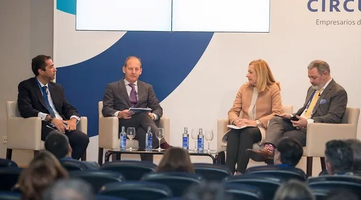 Mesa inaugural del Congreso, con Diego Mara&ntilde;a, Juan Cividanes, Aurea Rold&aacute;n y Alberto Garc&iacute;a-Ramos.