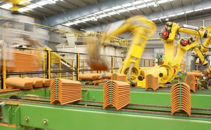 Elaboraci&oacute;n de tejas en la f&aacute;brica de Verea en Mes&iacute;a (A Coru&ntilde;a).