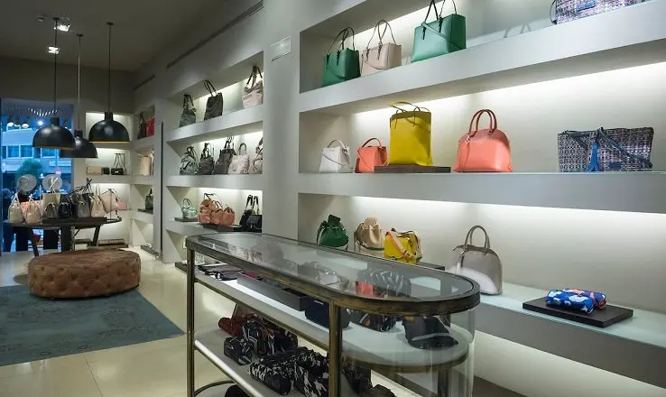 Tienda Adolfo Dom&iacute;nguez.