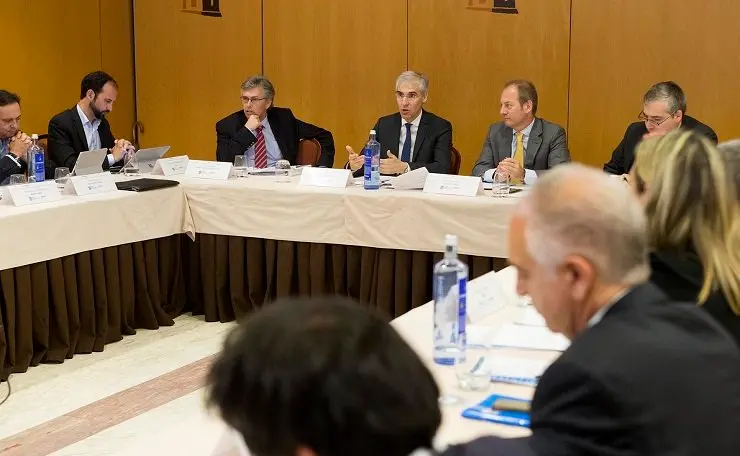 Francisco Conde clausur&oacute; la mesa de trabajo sobre Avances na Estratexia Integral de Optimizaci&oacute;n Lox&iacute;stica de Galicia enmarcada na Axenda Industria 4.0. Na sala Obradoiro do hotel Puerta del Camino (r&uacute;a Miguel Ferro Caaveiro, s/n.
Foto Xo&aacute;n Crespo
02/07/2018