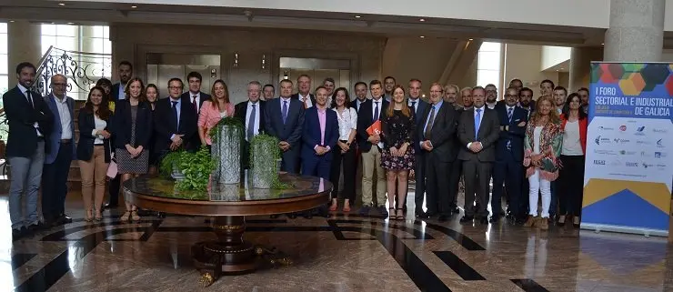 Representantes de las agrupaciones empresariales que asistieron al I Foro Sectorial e Industrial de Galicia.