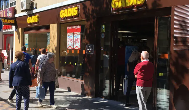 Nuevo Supermercado Gadis de Salamanca.