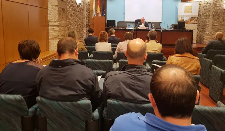 Jornada de prevenci&oacute;n de riesgos laborales organizada en Santiago por Fearmaga.