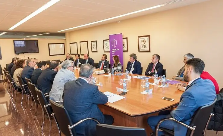 Sesi&oacute;n de Di&aacute;logos 2020 organizada por Fundaci&oacute;n Inade.