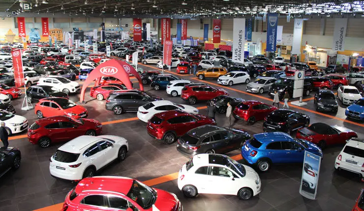 Aspecto del 10&ordm; Sal&oacute;n del Autom&oacute;vil, en Expourense.