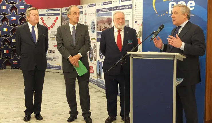 Luis de Grandes, Francisco Mill&aacute;n Mon, Enrique L&oacute;pez Veiga y Antonio Tajani, en Estrasburgo.
