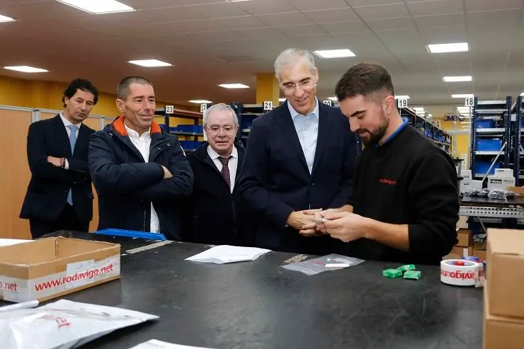 Francisco Conde visitou a unidade formativa de Rodavigo, en Mos.