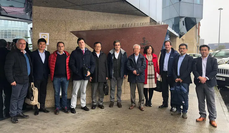 La delegaci&oacute;n nipona visit&oacute; en Vigo la lonja y la planta de procesado de Hermanos Fern&aacute;ndez Ib&aacute;&ntilde;ez.