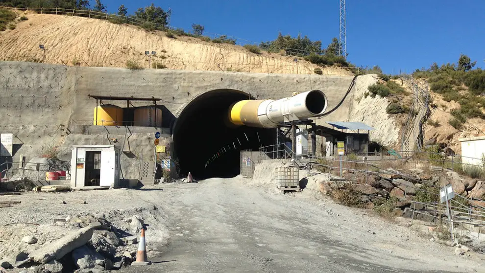 Obras en la v&iacute;a de alta velocidad a Galicia.