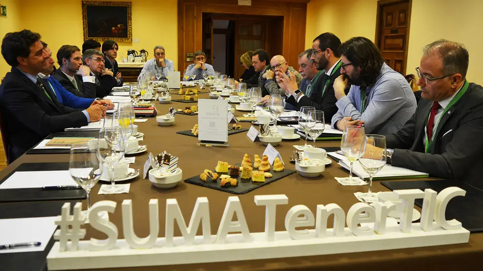Asistentes al desayuno Smart Cities en el Pazo de Bergondo.