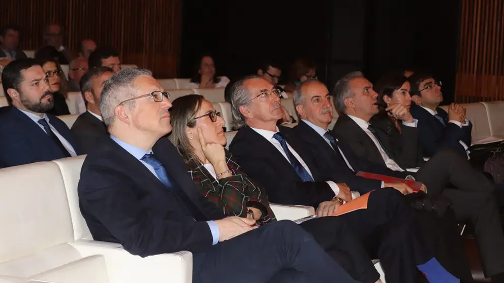Ignacio Maestro, Ethel V&aacute;zquez, Enrique Urcola, Antonio Couceiro, Javier Izquierdo, Isabel Pardo de Vera y Miguel Bugar&iacute;n.