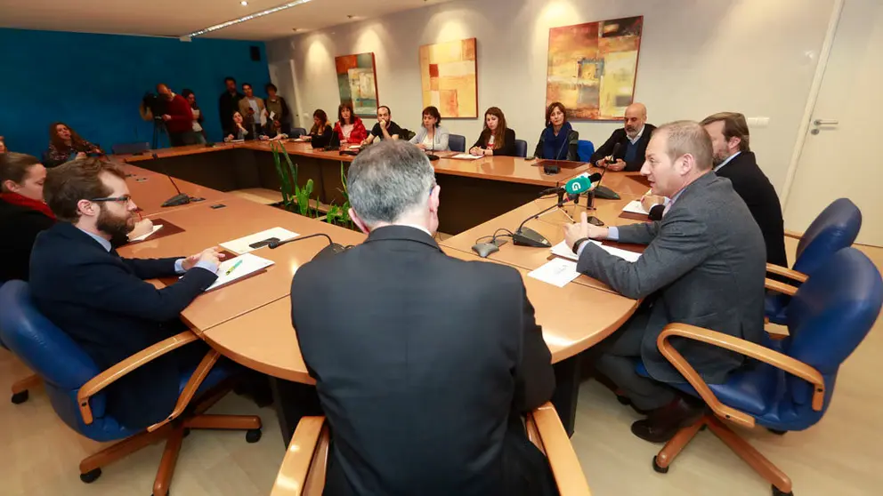 El director del Igape, Juan Cividanes, present&oacute; la plataforma de asesoramiento sobre el Brexit./C.PAZ.
