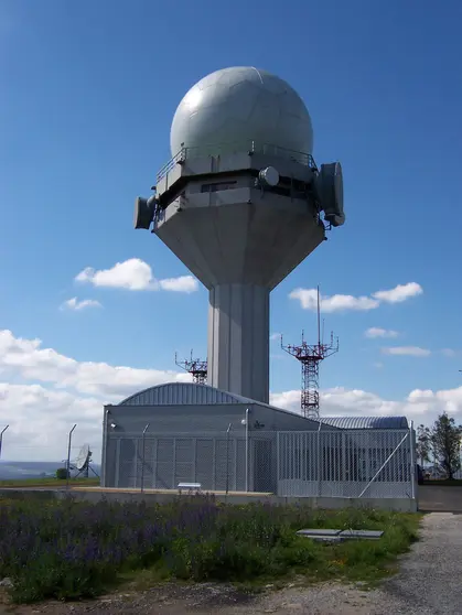 Enaire renueva su radar de Espi&ntilde;eiras en la provincia de A Coru&ntilde;a.