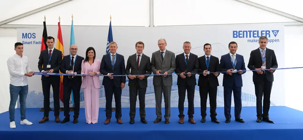 Acto de inauguraci&oacute;n de la nueva planta de Benteler en Mos.