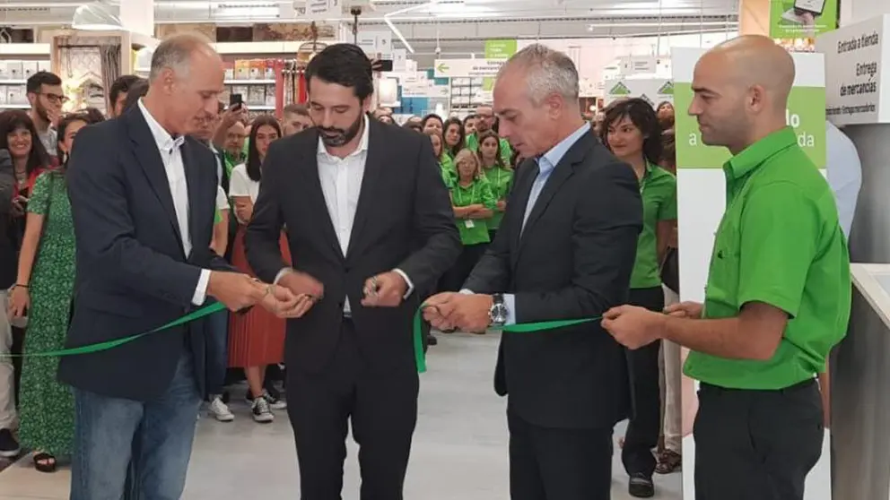 Acto de inauguraci&oacute;n de la tienda de Leroy Merl&iacute;n en Ourense.