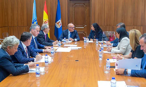 C&iacute;rculo de Empresarios reuni&oacute; este mi&eacute;rcoles a su junta directiva en la Diputaci&oacute;n de Ourense. /A.PAZ.