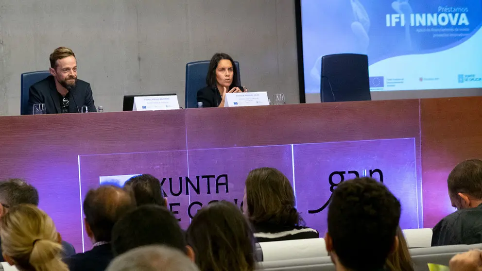La directora de Gain, Patricia Argerey, en un momento del taller. /X.CRESPO.