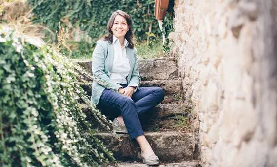 Lissette Anziani, qu&iacute;mica chilena afincada en Tui, es la creadora de la marca K&oacute;och Cosmetics.