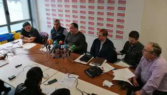 Intervenci&oacute;n de V&iacute;ctor Ledo, secretario xeral de CCOO-Industria de Galicia, durante a rolda de prensa na Coru&ntilde;a.