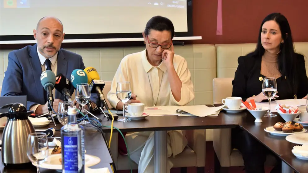 Sergio Prieto, Maica Larriba y Patricia Garc&iacute;a presentaron el informe de comercio exterior de Galicia en 2019.