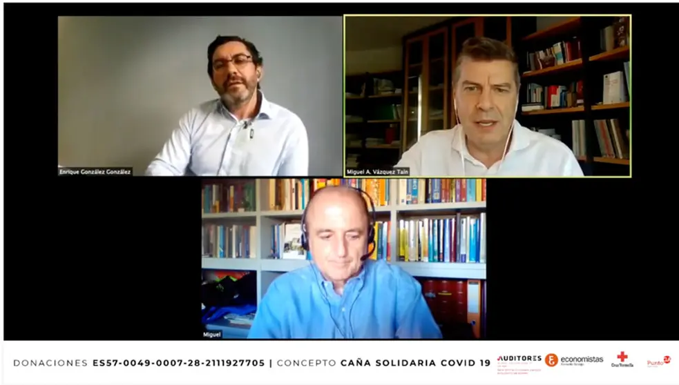 Enrique Gonz&aacute;lez, Miguel A. V&aacute;zquez Ta&iacute;n y Miguel Sebasti&aacute;n, en el evento solidario.