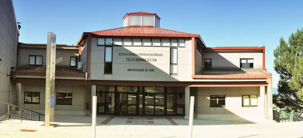 A Escola de Enxe&ntilde;ar&iacute;a de Telecomunicaci&oacute;n da Universidade de Vigo.