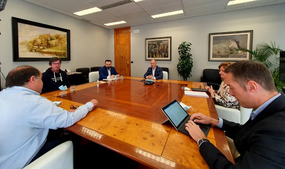 Reuni&oacute;n de los equipos t&eacute;cnicos de Zona Franca de Vigo y Ayuntamiento de Gondomar.
