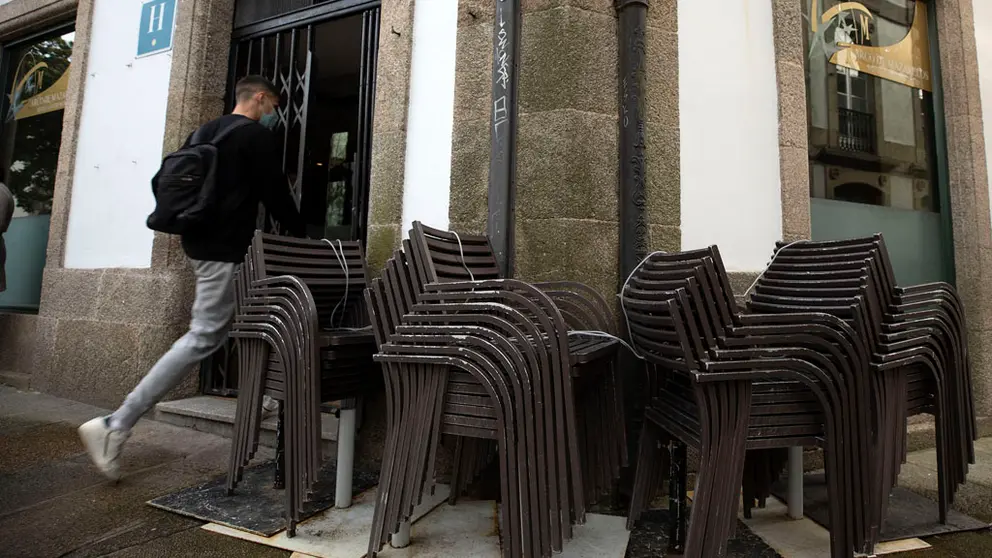 Los establecimientos de hosteler&iacute;a podr&aacute;n optar a entre 1.000 y 2.000 euros por cada mes cerrados./A.VARELA.