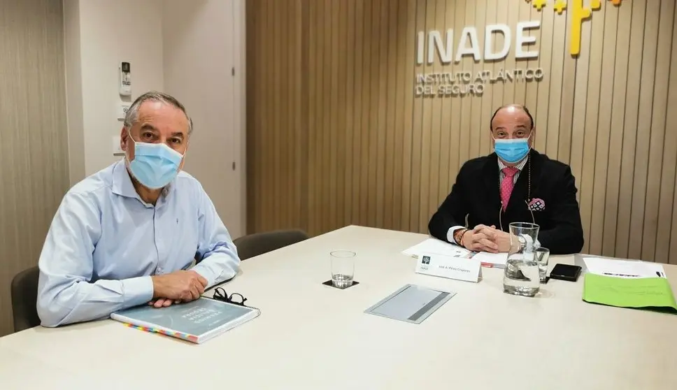 adolfo-campos-y-j.-antonio-p-rez-crujeiras, de Fundaci&oacute;n Inade.