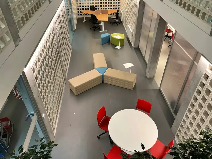 Instalaciones del vivero de empresas de la C&aacute;mara de Comercio de Santiago.