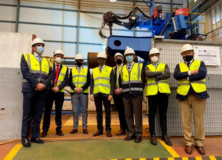 Visita del delegado del Gobierno Jos&eacute; Mi&ntilde;ones al astillero Navantia de Fene./WEB DELEGACI&Oacute;N GOBIERNO.